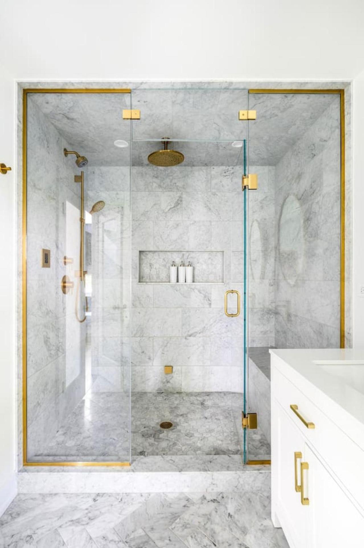 Spacious, Luxury Renovated Home With 4 Kings, Firepit Glen Ellyn ภายนอก รูปภาพ